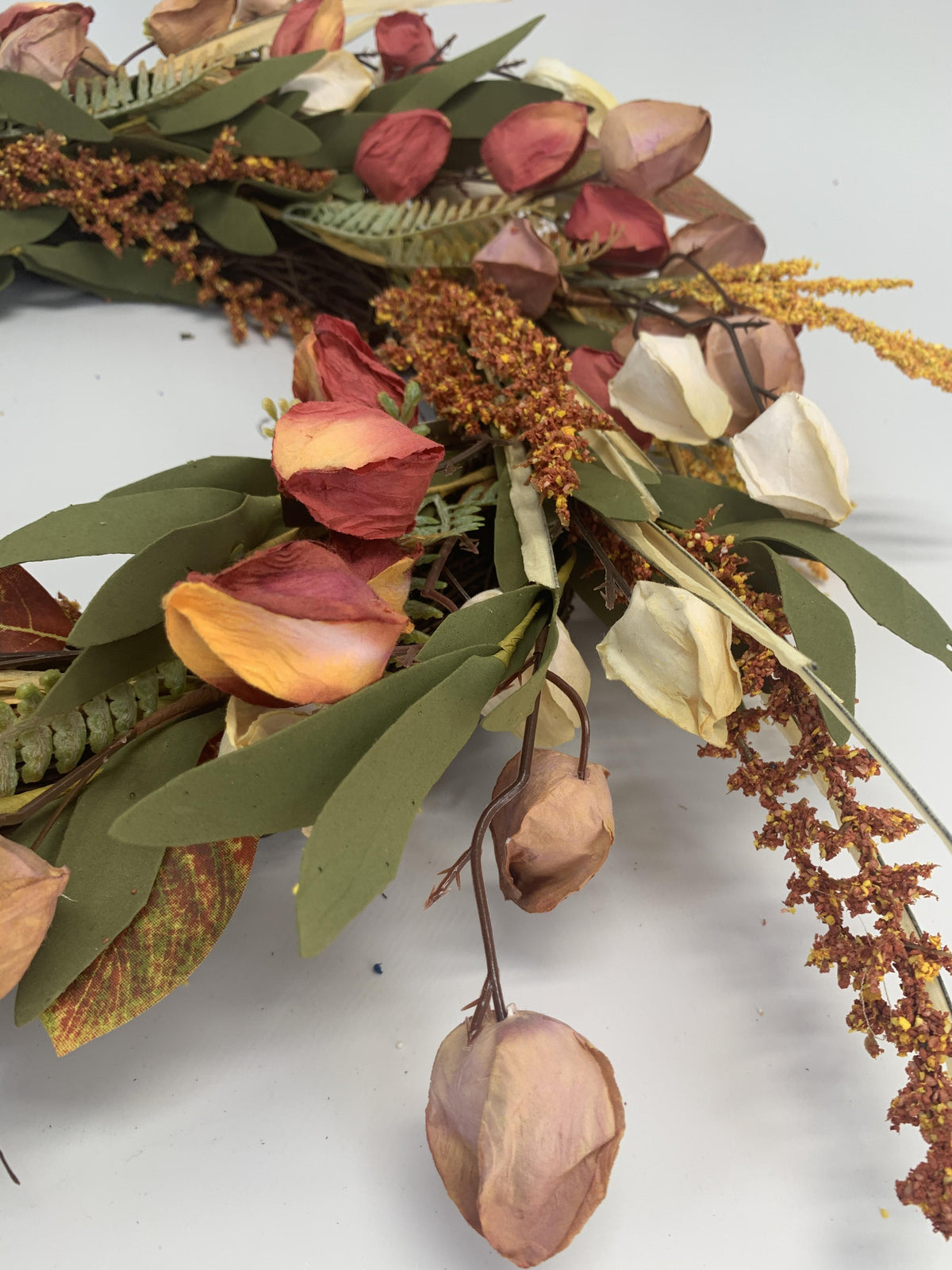18" Artificial Dried-Look Autumn Floral & Grass Wreath