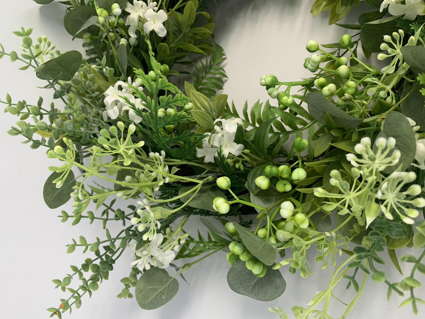 Wholesale 18" Artificial Eucalyptus & Boxwood Greenery Wreath