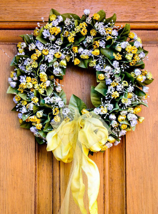 Yellow-style wreath