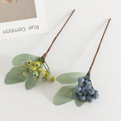 Wholesale Frosted Red Berry Picks (Customizable Holiday Floral Stems for Wreaths & Trees, OEM/ODM)