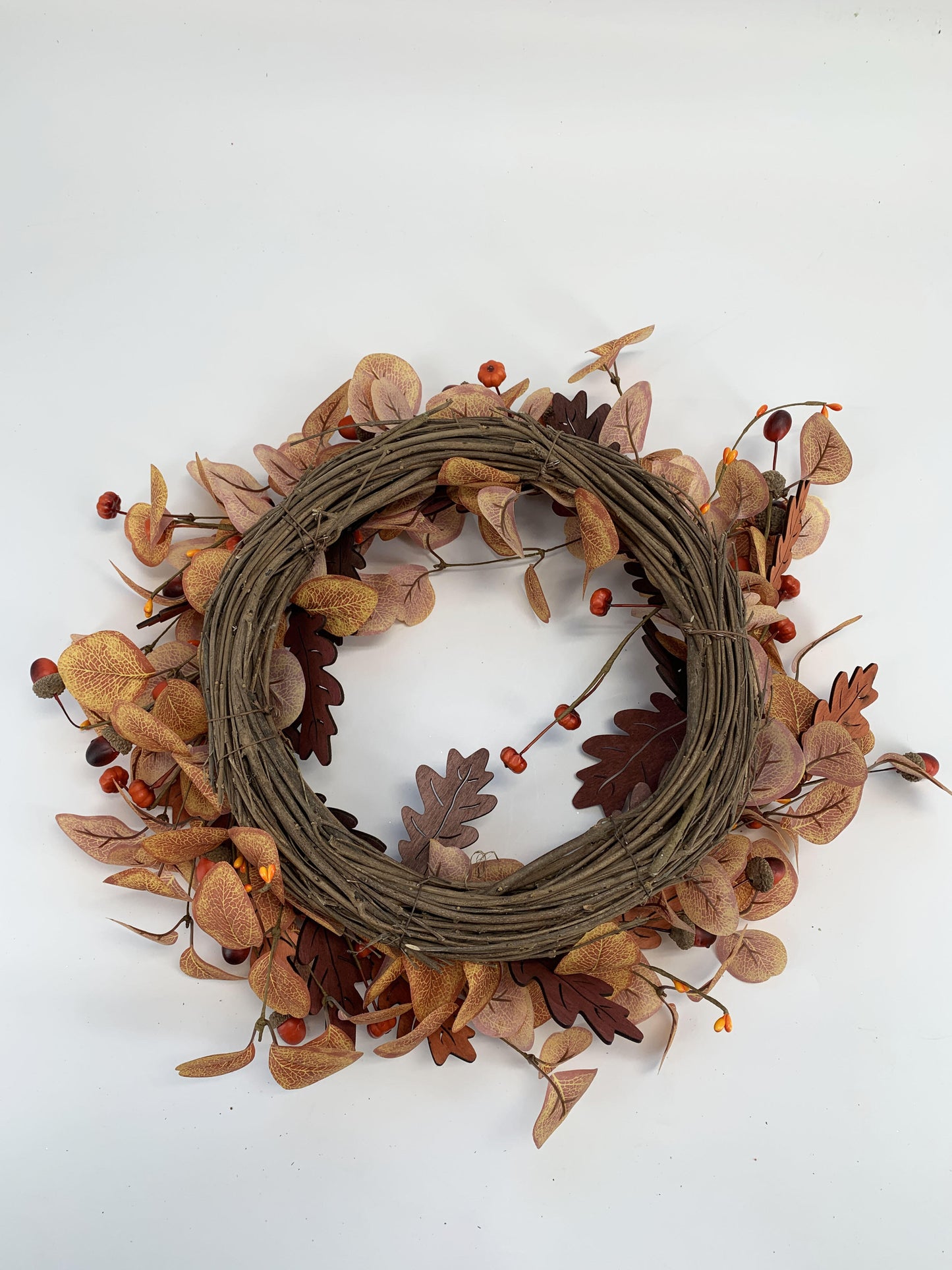 Autumn Eucalyptus and Oak Leaf Wreath with Berries -Wholesale 18" Artificial Fall Front Door              Wreath