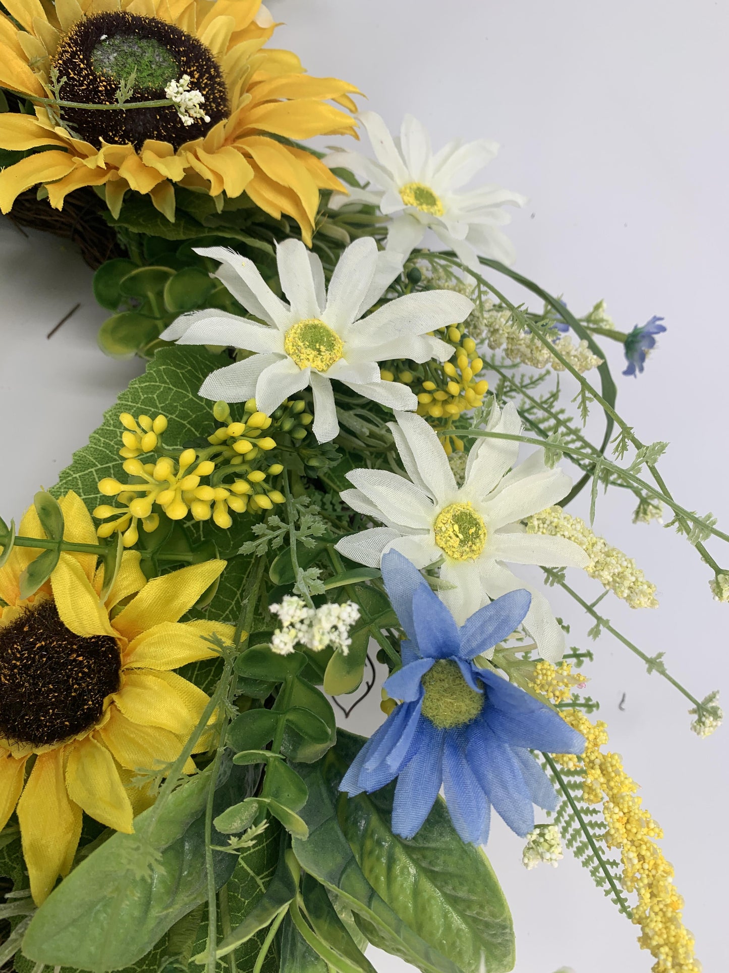 18" Wholesale Premium Artificial Sunflower and Daisy Wreath for Front Door