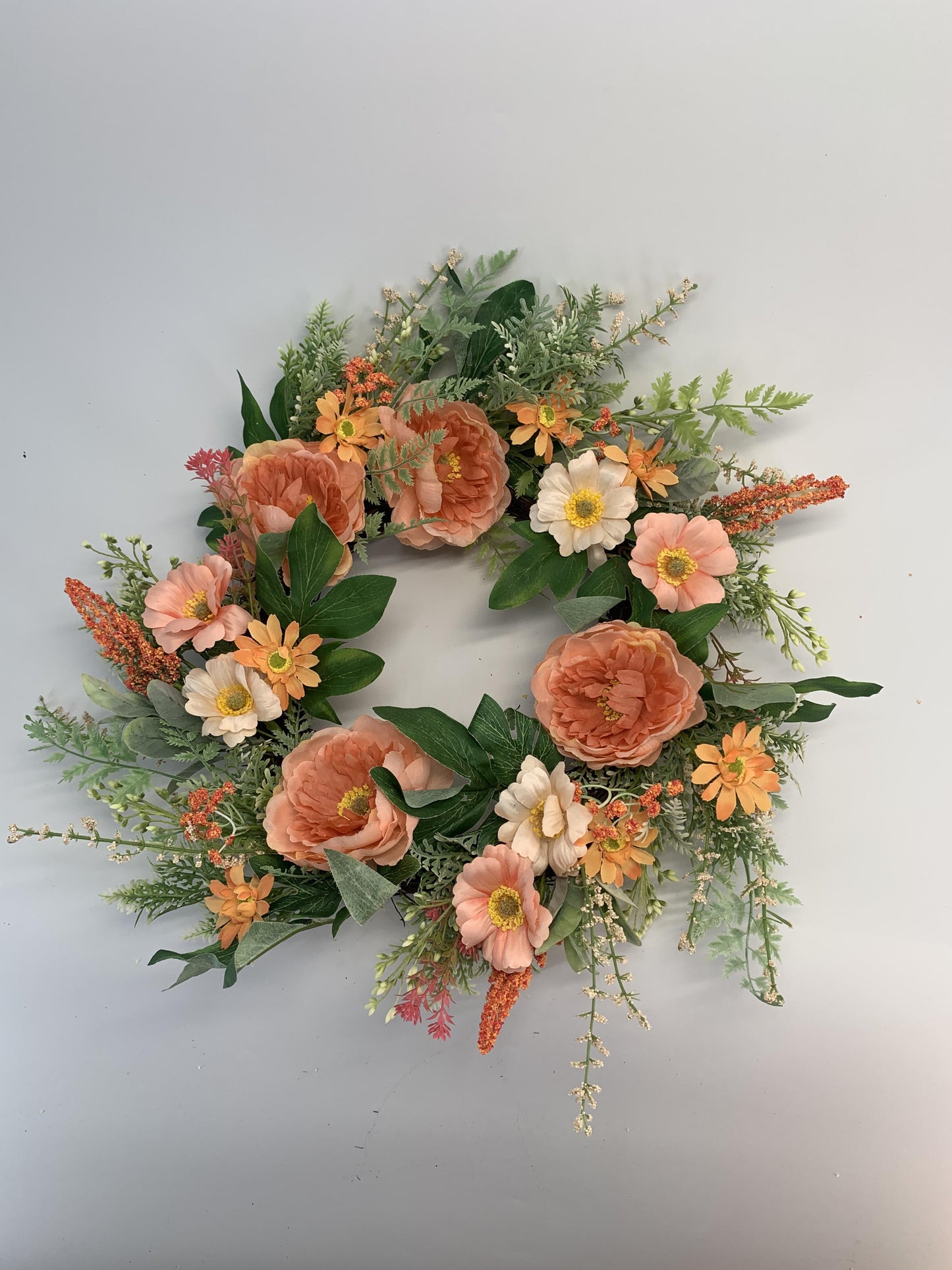 Wholesale 18" Luxurious Artificial Peach Peony Wreath for Front Door