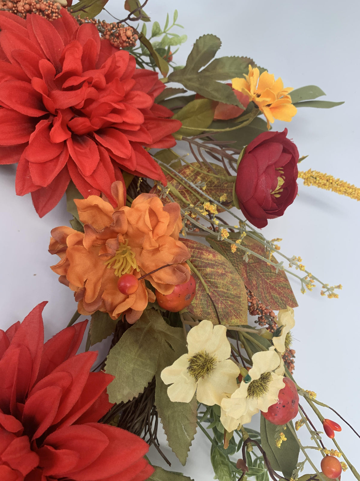 18" Artificial Autumn Dahlia & Wildflower Harvest Wreath