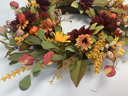 18" Artificial Autumn Dahlia & Pumpkin Harvest Wreath